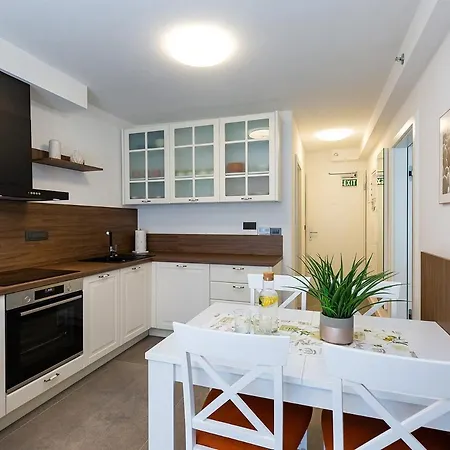 No 2 Apartment *